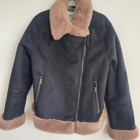 Abercrombie Kids “shearling” jacket with faux fur Size 11-12 - Picture 4 of 6